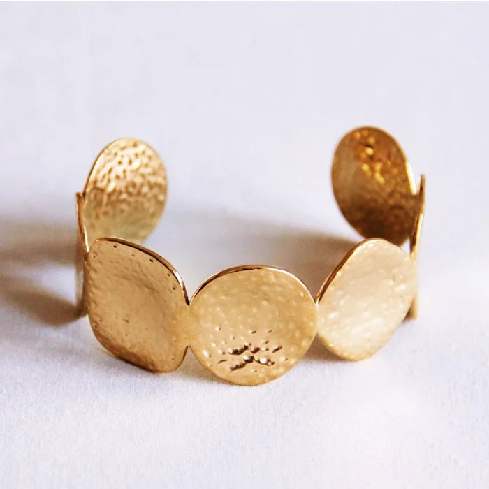 Statement armband